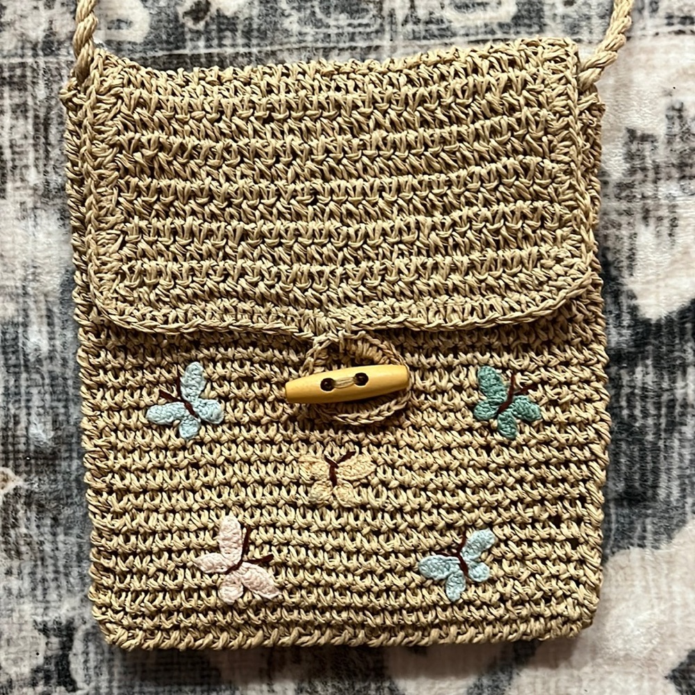 Crochet Straw Crossbody Bag with Embroidered Butterflies